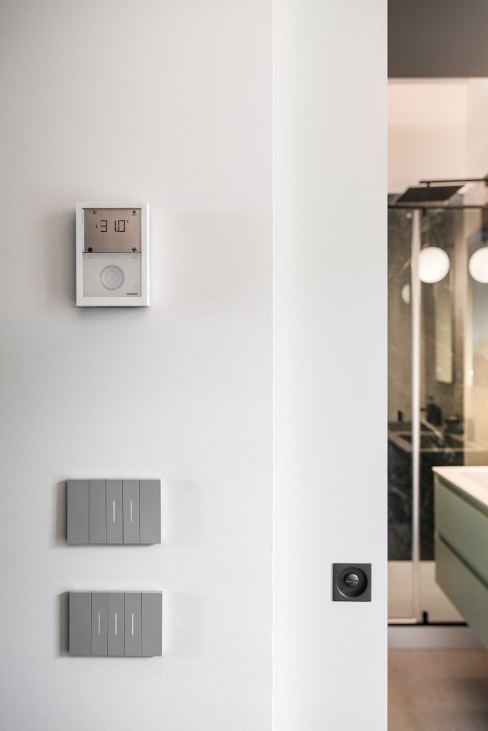 Palazzo dal Verme, Milano – Linear® Magic Box®, porta scorrevole del bagno